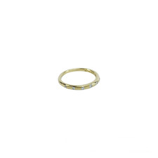 Anello a fascia con diamanti