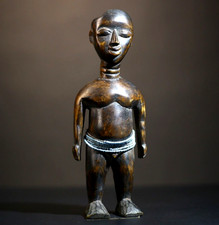 Statua femminile africana