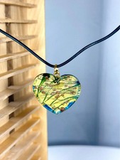 Collana con Pendente in Vetro