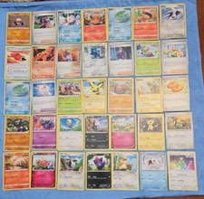POKÉMON CARDS ASSORTED LOT OF