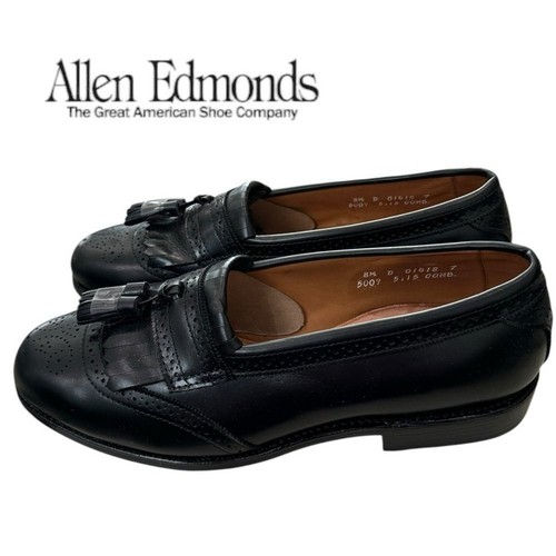 Nuove scarpe eleganti