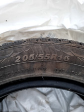 4 Gomme da neve seminuove - hanno percorso 700 km - il battistrada  attuale 7 mm