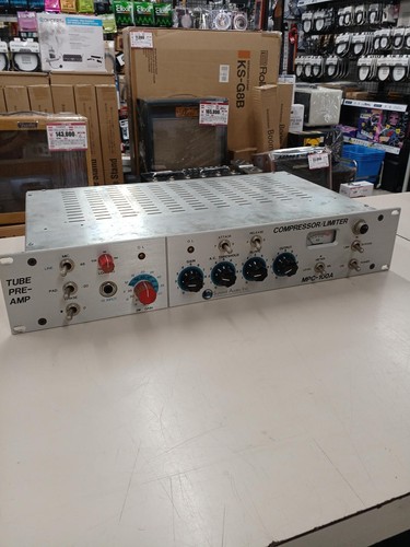 Preamplificatore valvolare