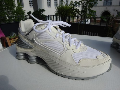 Nike bq9001 003 - shox, enigma