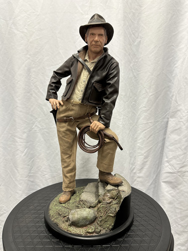 Sideshow indiana jones crystal - indiana,