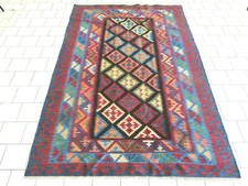 Tappeto Kilim persiano lana motivo geometrico ricco di dettagli 250 x 165 cm 