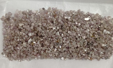 Diamante grezzo non tagliato