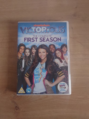 Victorious complete season 1 - victorious:,