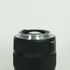 SIGMA 17-70mm F2.8-4 DC MACRO