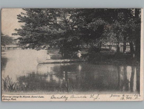 Canoa tra isole lago - le,