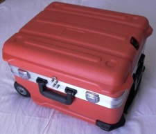 MAGNIFICA VALIGIA RIGIDA PER KIT FOTOGRAFICI LEICA, HASSELBLAD, CONTAX, ALPA,ECC
