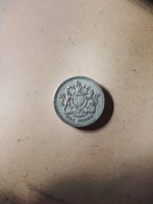 1983 RARO COIN ONE POUND QUEEN
