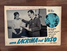 B8,FOTOBUSTA Una lacrima sul