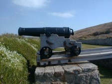 Photo 6x4 Newman Battery Hugh Town One of the Cannons defending the Scill c2000