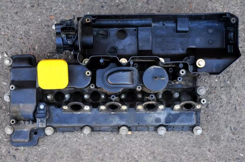Coperchio bilanciere motore
