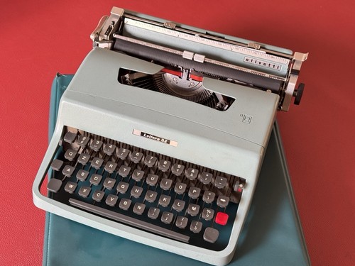 Macchina scrivere olivetti - da,