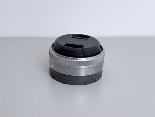 Sony 8 sel16f28 - 16,