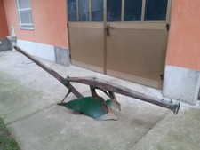 ARATRO antico in FERRO e LEGNO da cavallo - primi del '900