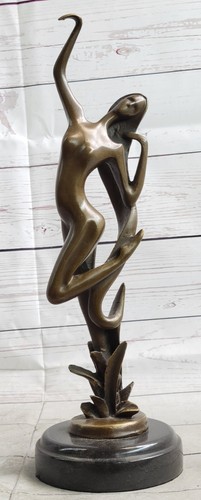 Statua scultura bronzo ragazza