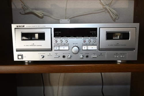 Teac double cassette deck - cassette,