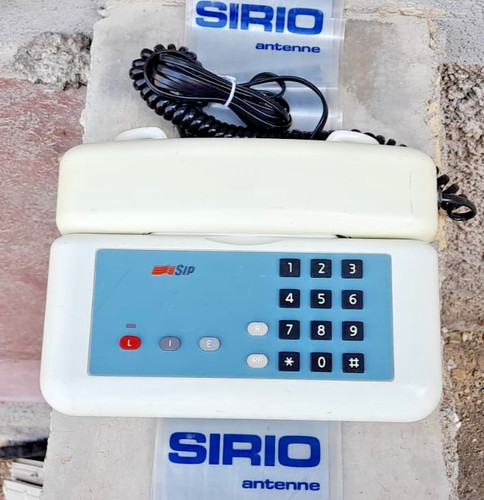 Antico telefono fisso - telefono, sip