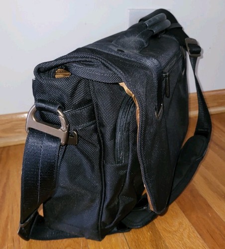 Tumi casual line - line, ttech