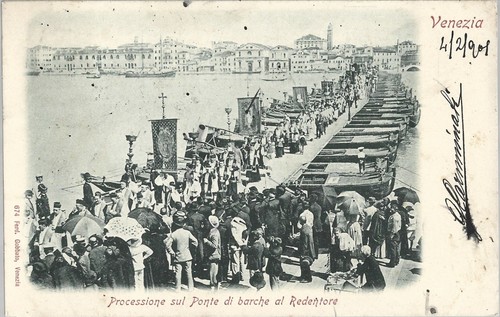 Venezia processione sul ponte - venezia,
