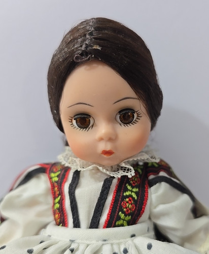 Vintage madame alexander - vintage,