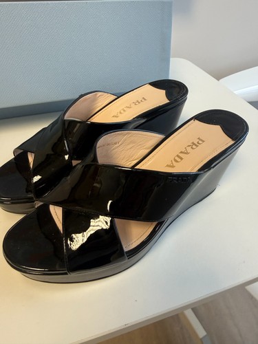 Prada nero vernice zeppa