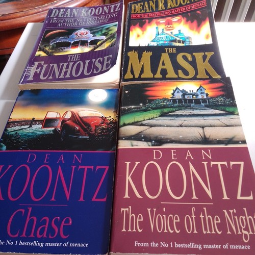 Dean koontz book bundle - koontz, x4