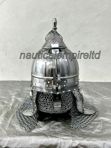 Elmetto bollitore medievale