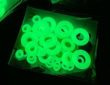 GLOW IN THE DARK 'O Anelli