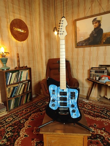 Chitarra elettrica formanta - chitarra,