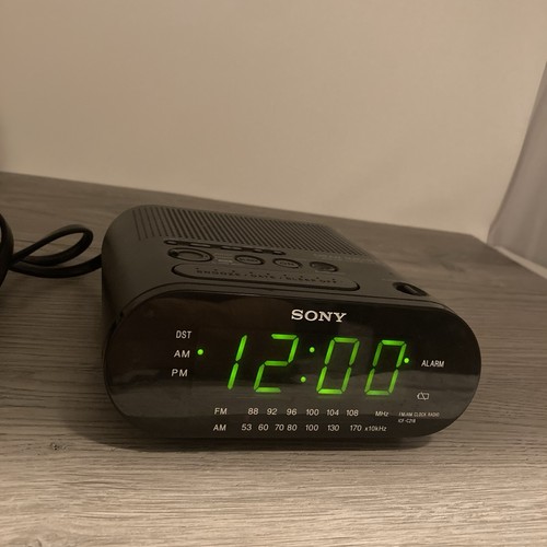 Sony dream machine icf c218 - machine, am