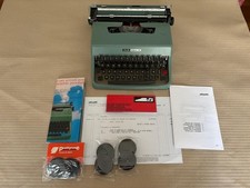 Macchina da scrivere Olivetti