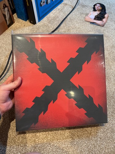 The white stripes icky thump - stripes, x