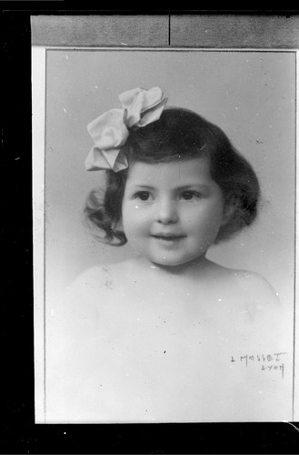 Portrait studio girl photo - girl,