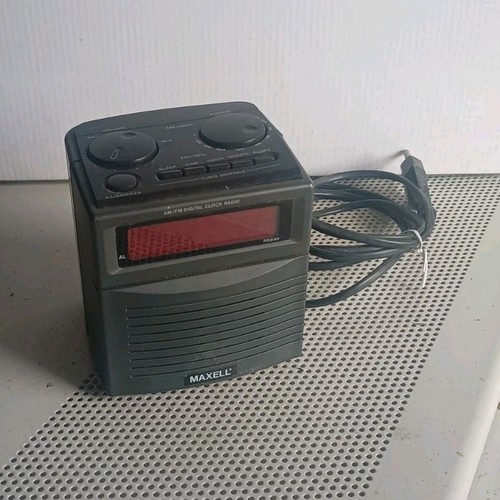 Radiosveglia vintage maxell - vintage,