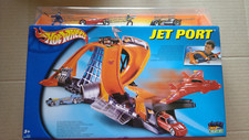 Hot Wheels 2004 porta jet