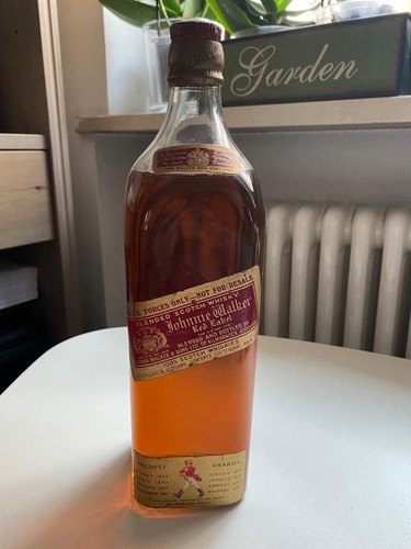 Johnnie walker red - johnnie,