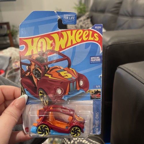 Hot wheels kick - hot,