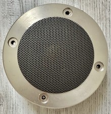 1 altoparlante midrange Akai