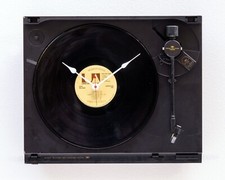 Orologio da parete giradischi riciclato, quarzo, tempo, upcycle, batteria, disco, LP, vinile