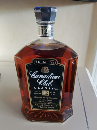 Whisky whiskey canadian club - whisky,