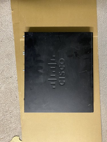 Router cisco 1921 - router,