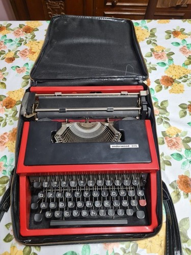 Macchina scrivere con borsa - da,