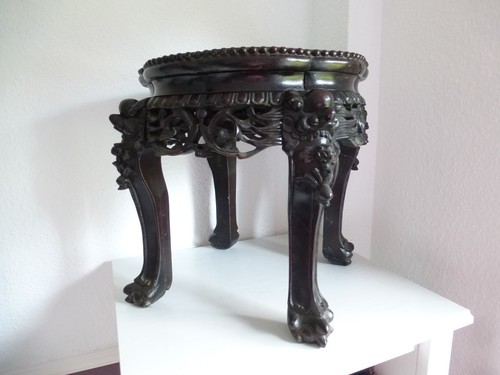Tavolino asiatico con piano - , in