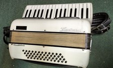 fisarmonica Vintage 48 bassi firma CANTARINI (Castelfidardo)  made in Italia