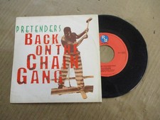 PRETENDERS - BACK ON THE CHAIN