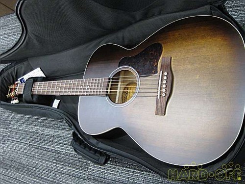 Chitarra acustica usata art - chitarra,